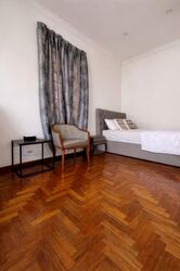 Flora Road (D17), Terrace #570576331